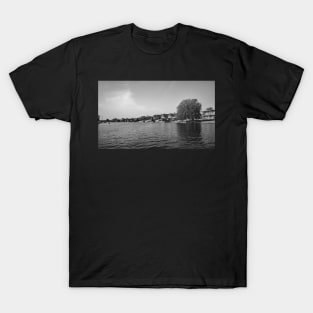 A view up the River Bure in the village of Horning in the heart of the Norfolk Broads T-Shirt